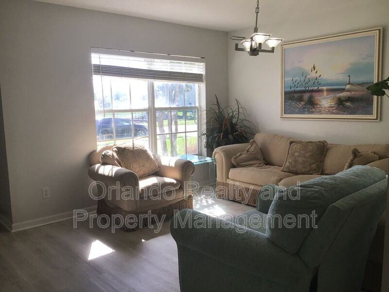 416 Windrose Dr - Photo 3 of 25