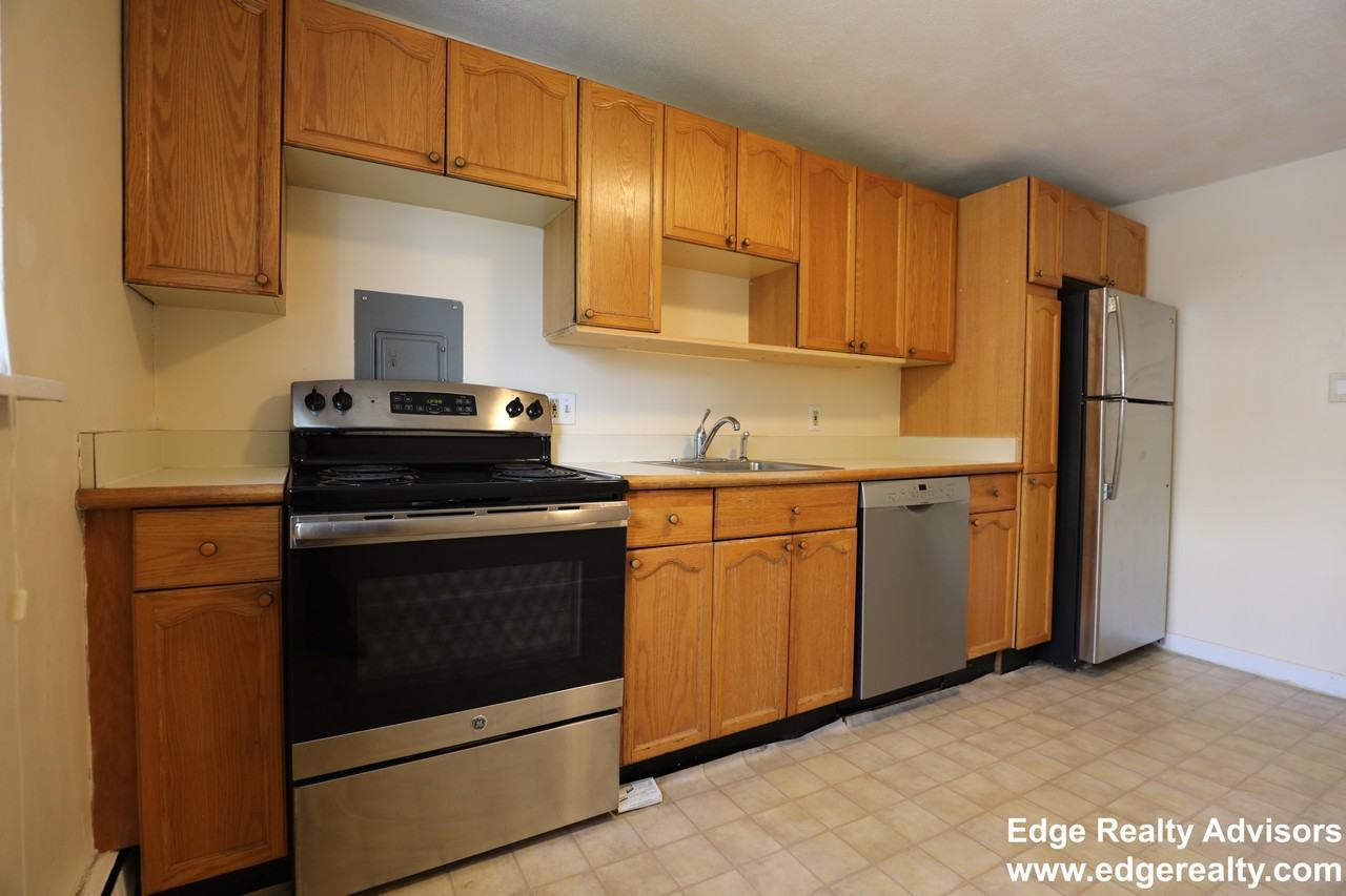 71 Colborne Rd #3B - Photo 2 of 7