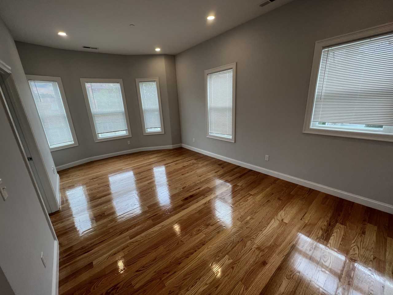 126 Cross St #6 - Photo 4 of 26