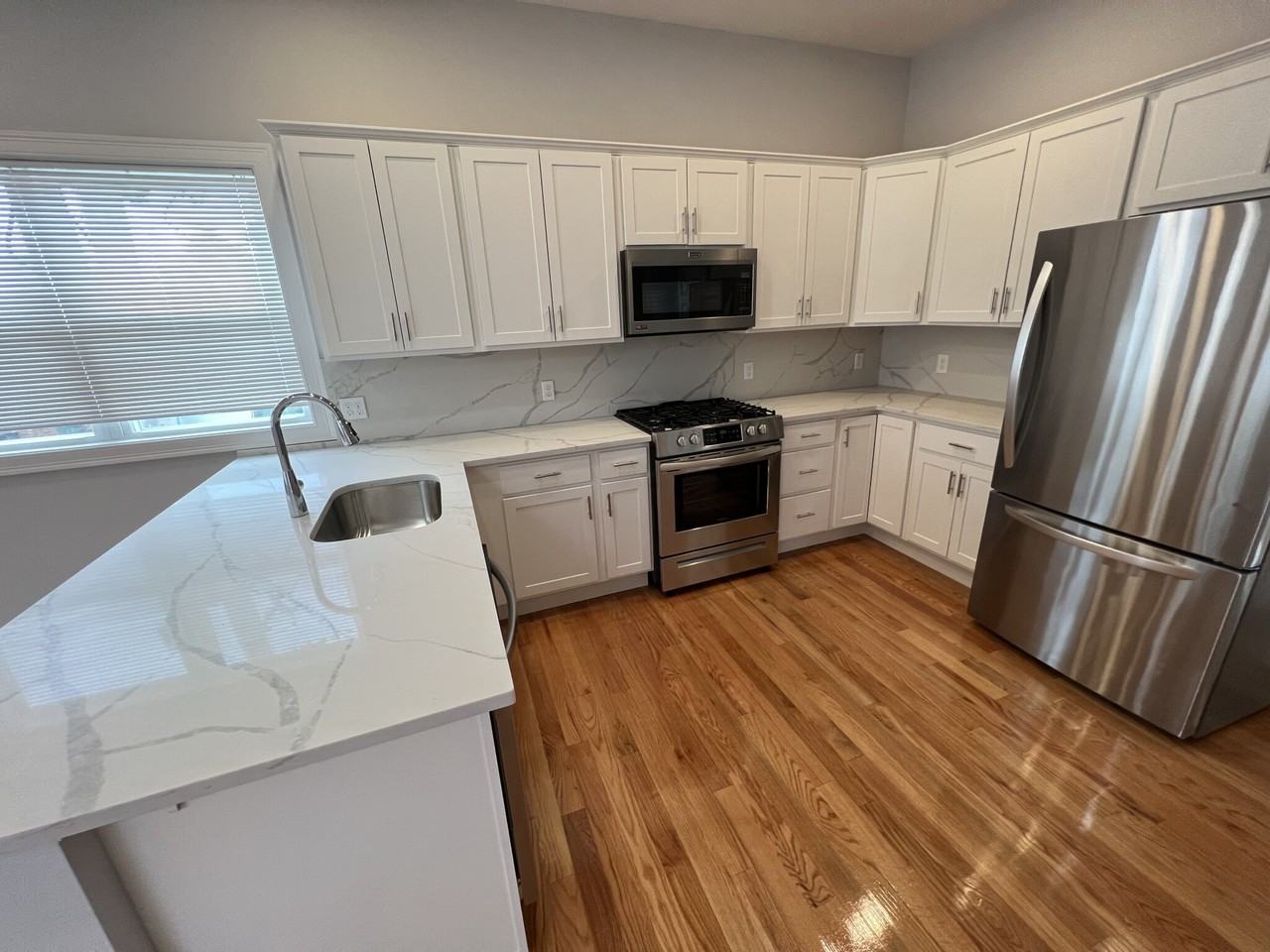 126 Cross St #6 - Photo 6 of 26