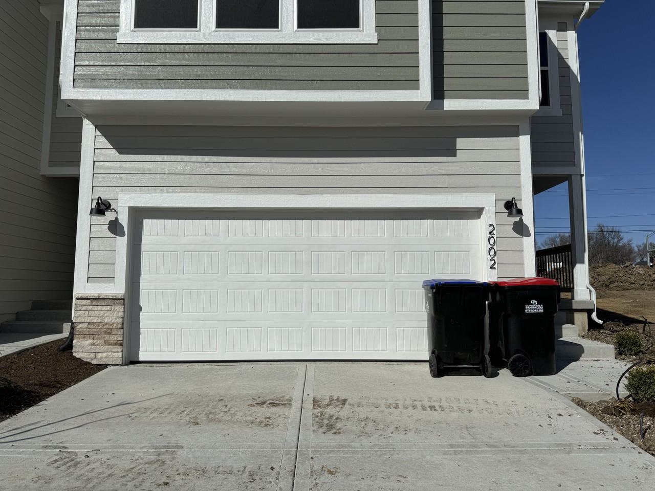 2002 Sw Holdbrooks Dr - Photo 2 of 41