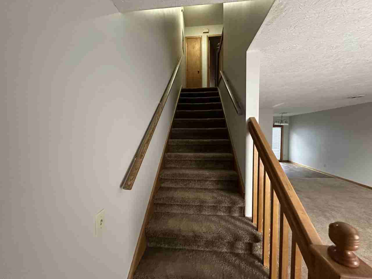 537 Scott County Rd - Photo 2 of 10