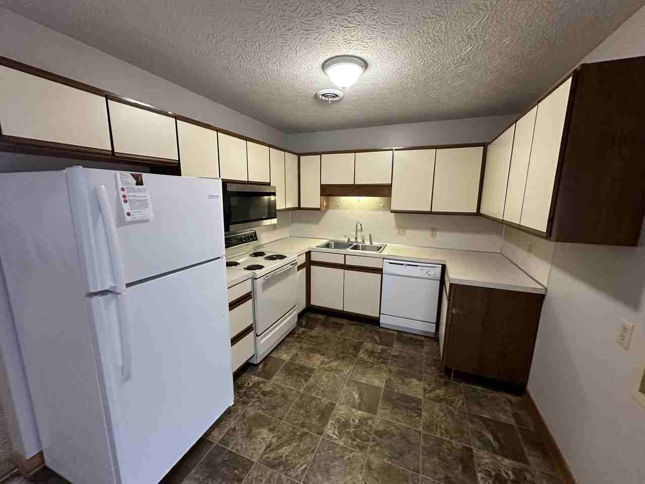 537 Scott County Rd - Photo 3 of 10