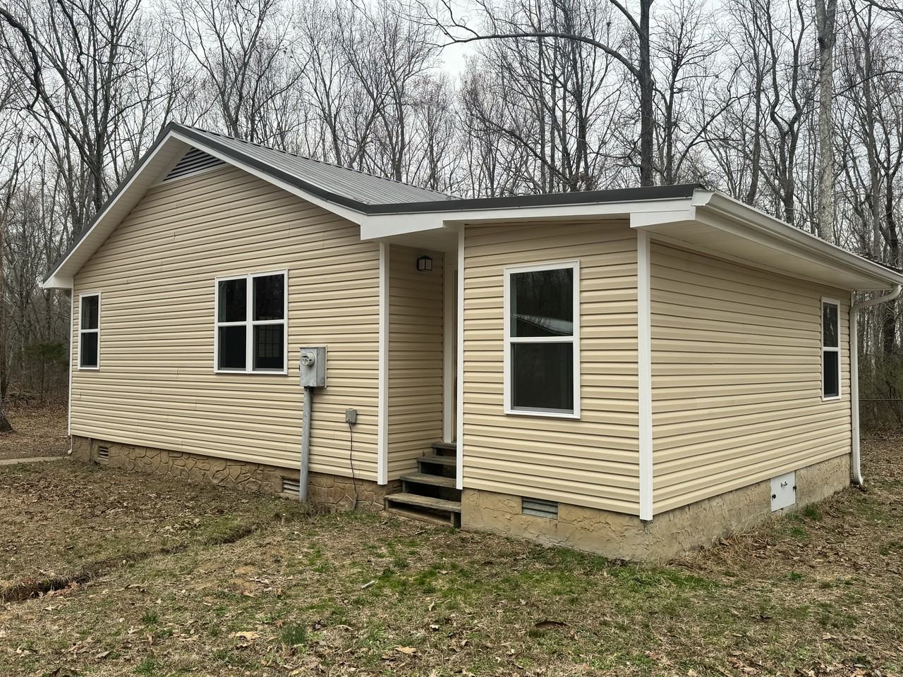 877 Will Holt Rd - Photo 2 of 27