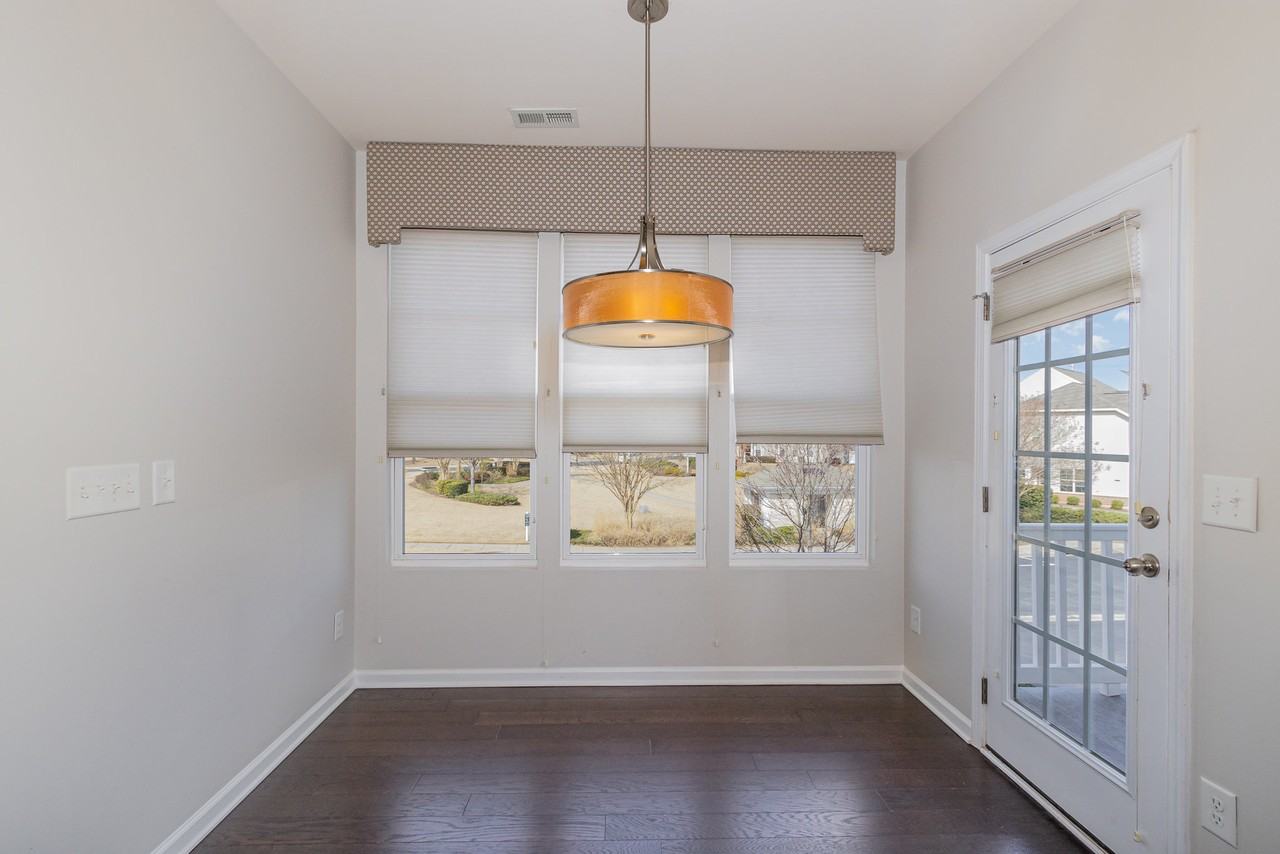 9142 Falkwood Rd - Photo 7 of 30