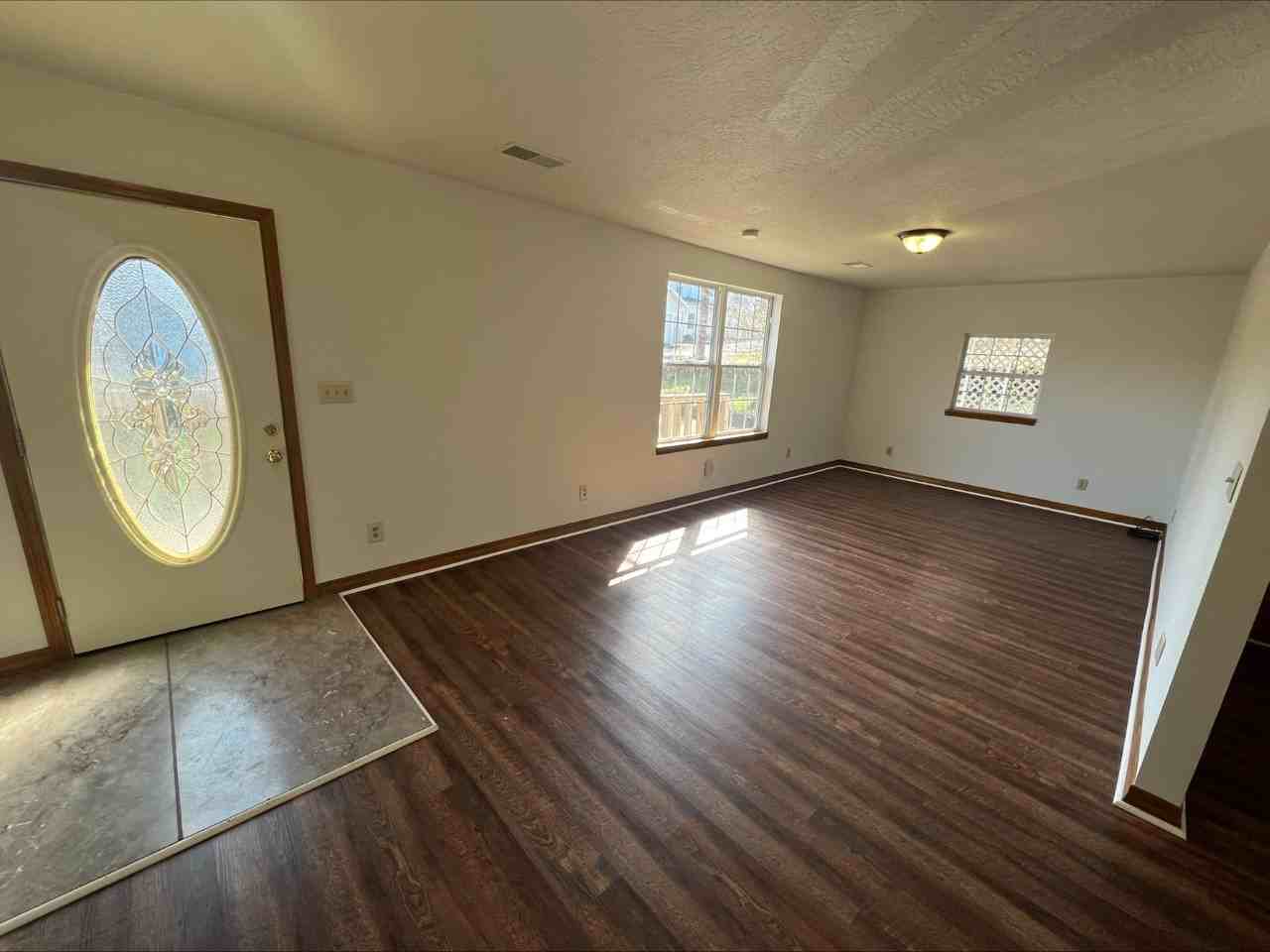 207 N Union St - Photo 2 of 19