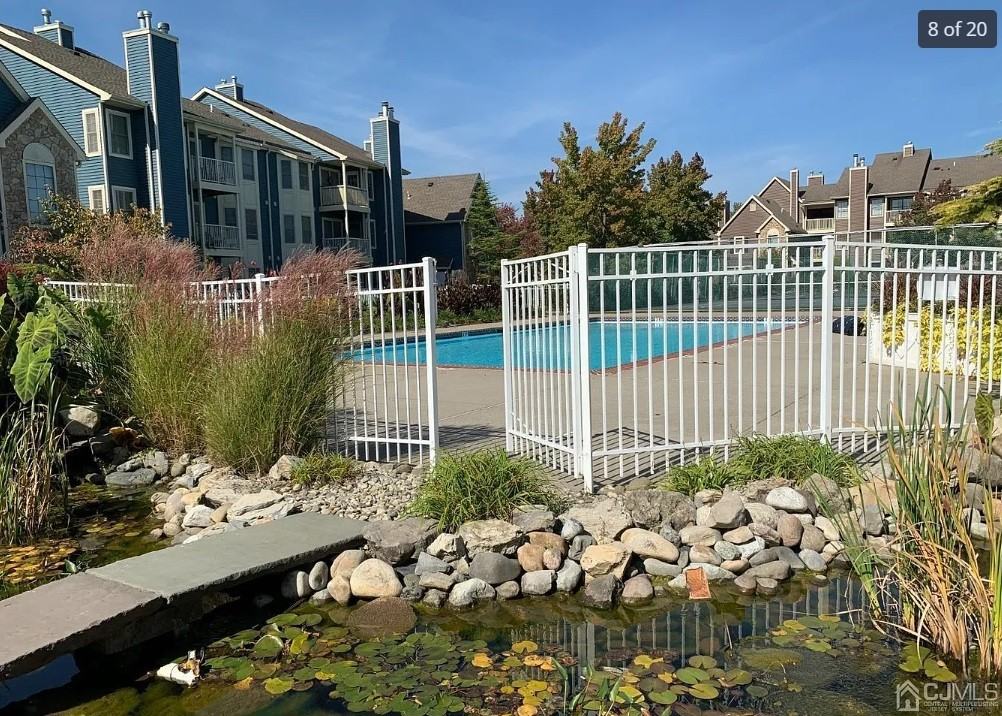 27 Lear Ct #27 - Photo 6 of 26