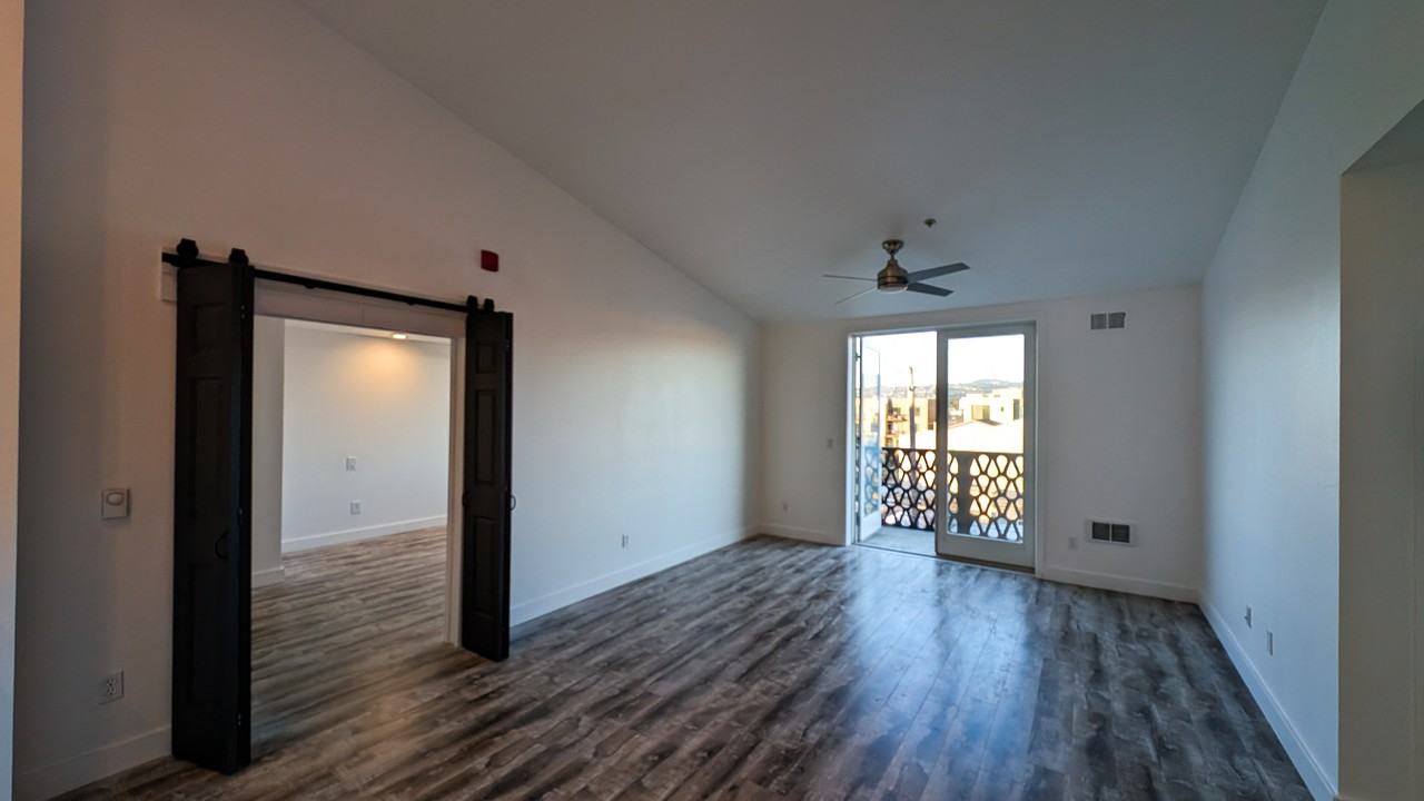 3090 Glascock St #415 - Photo 4 of 12