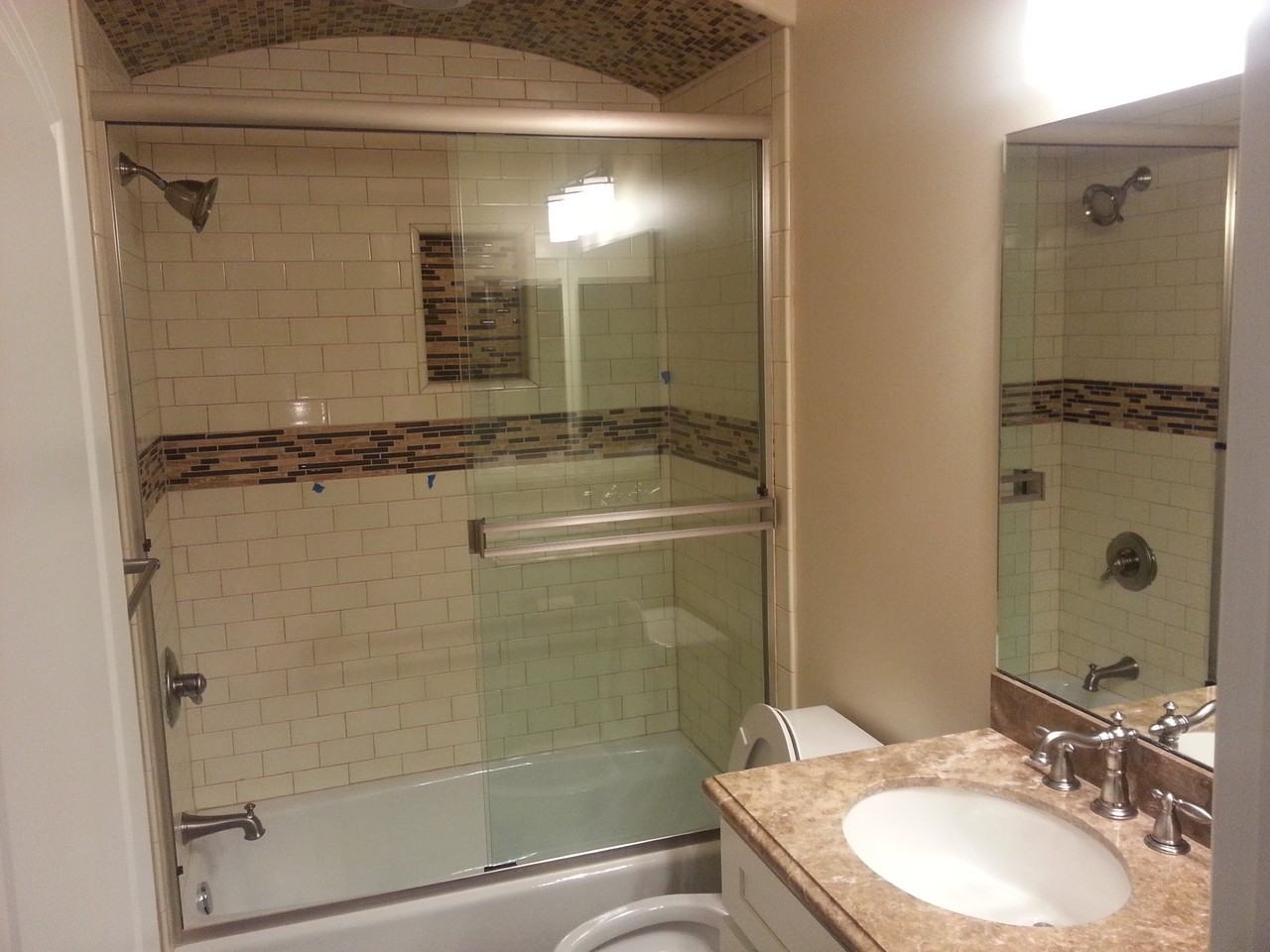 2407 Mathews Ave #B - Photo 3 of 14