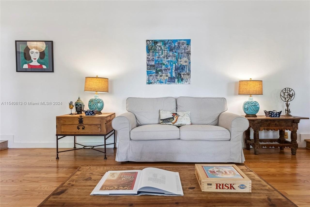 10130 Sw 70th Ave - Photo 4 of 50