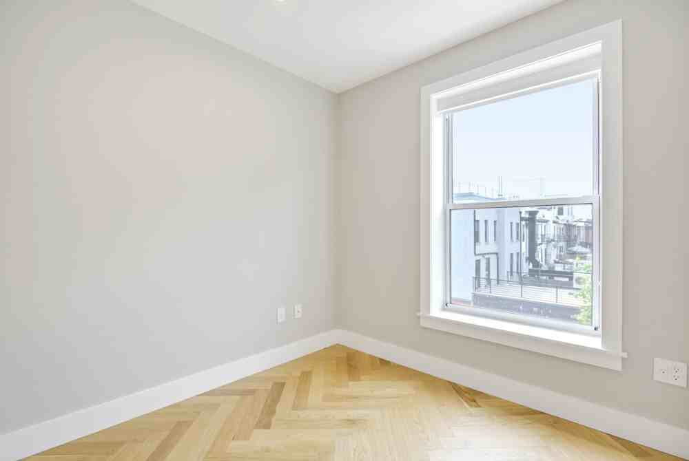 433 Dean St #9 - Photo 6 of 6