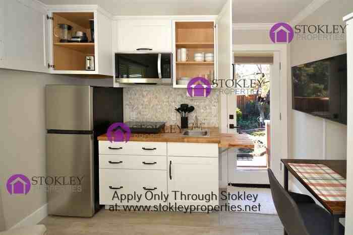 1513 Windwood Ct - Photo 3 of 12