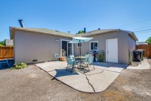 featured image of 319 North Sunnyvale Avenue