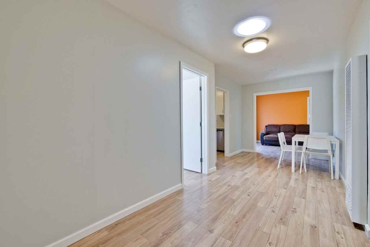 319 North Sunnyvale Avenue - Photo 7 of 11