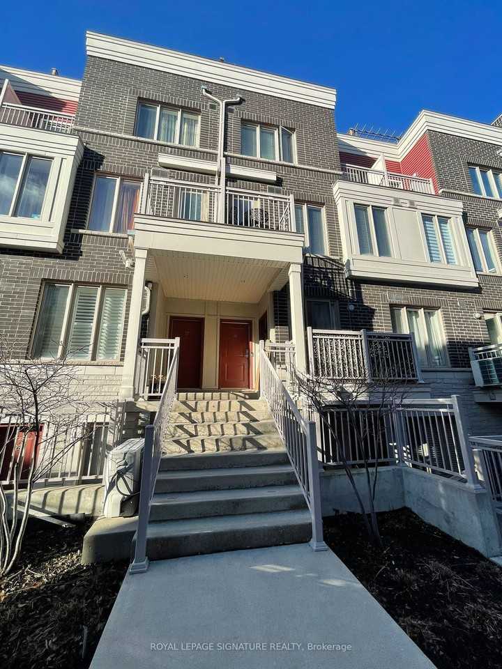 Long Branch Townhomes for Rent - Toronto, ON - 2 Townhouses