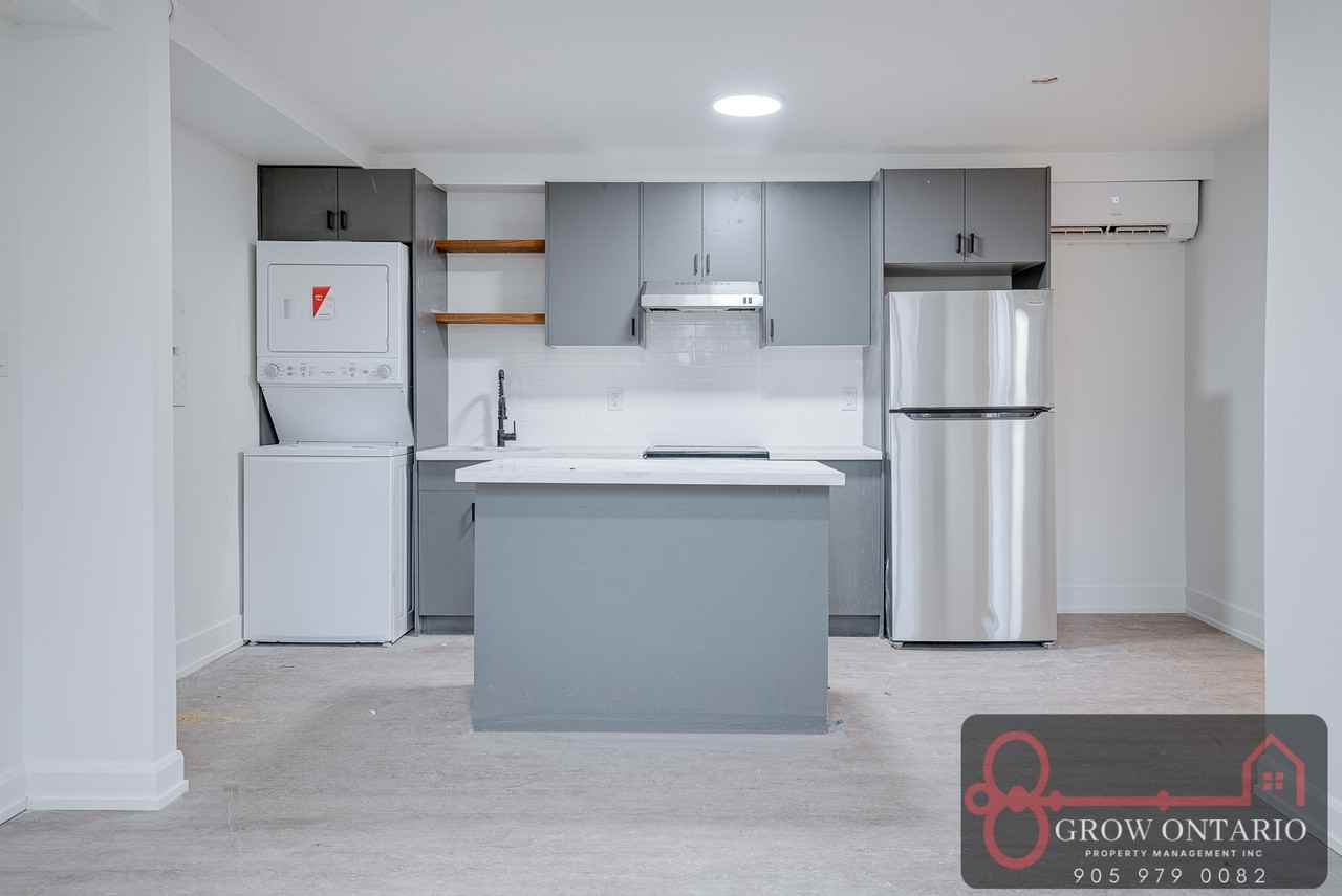 642 Hamilton Road - Photo 5 of 9