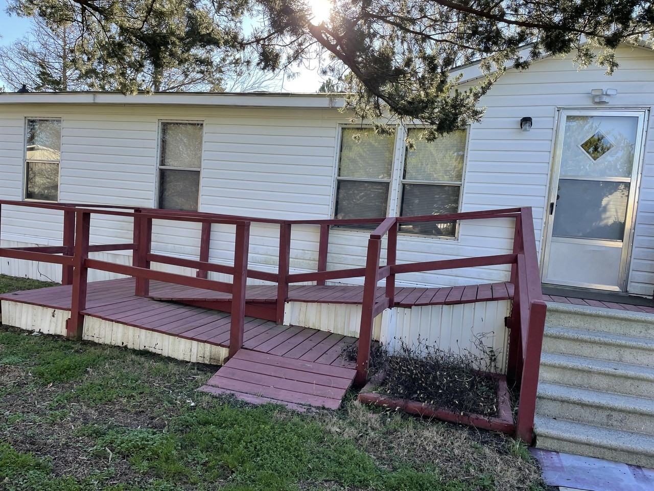 55 Swan Ln - Photo 2 of 7