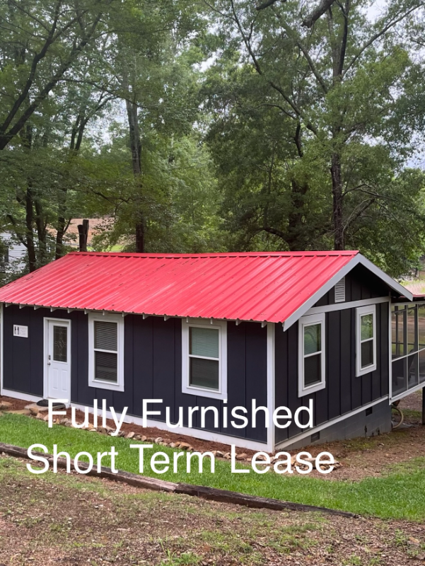 2207 White Oak Ln - Photo 2 of 17