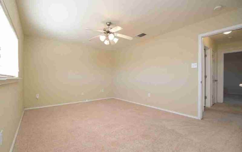 10000 Hunt Xing - Photo 5 of 5