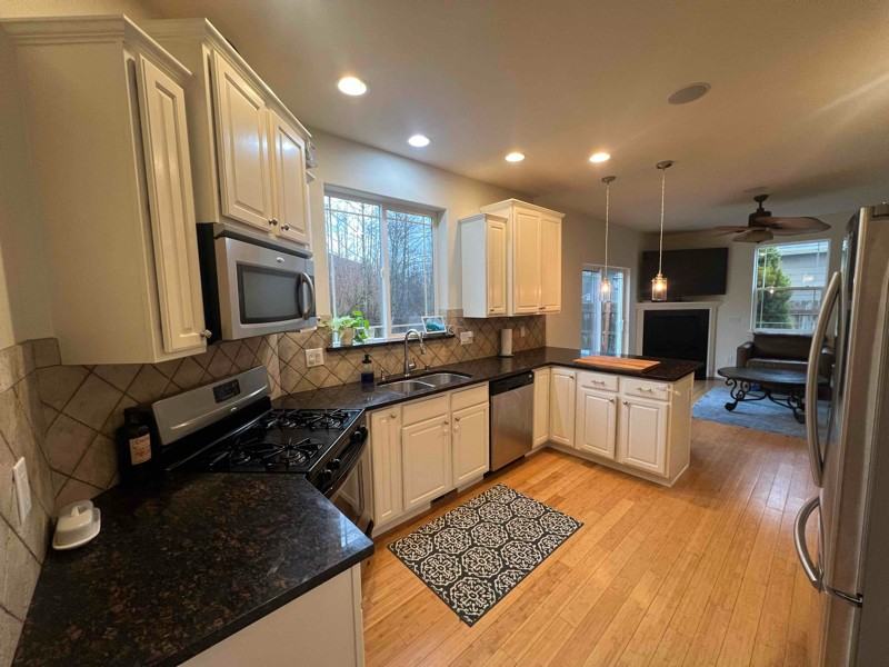 1421 Settler Pl - Photo 7 of 20