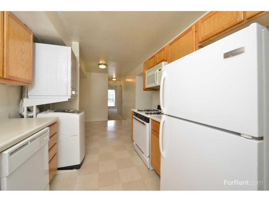 JSOJ - Photo 2 of 20