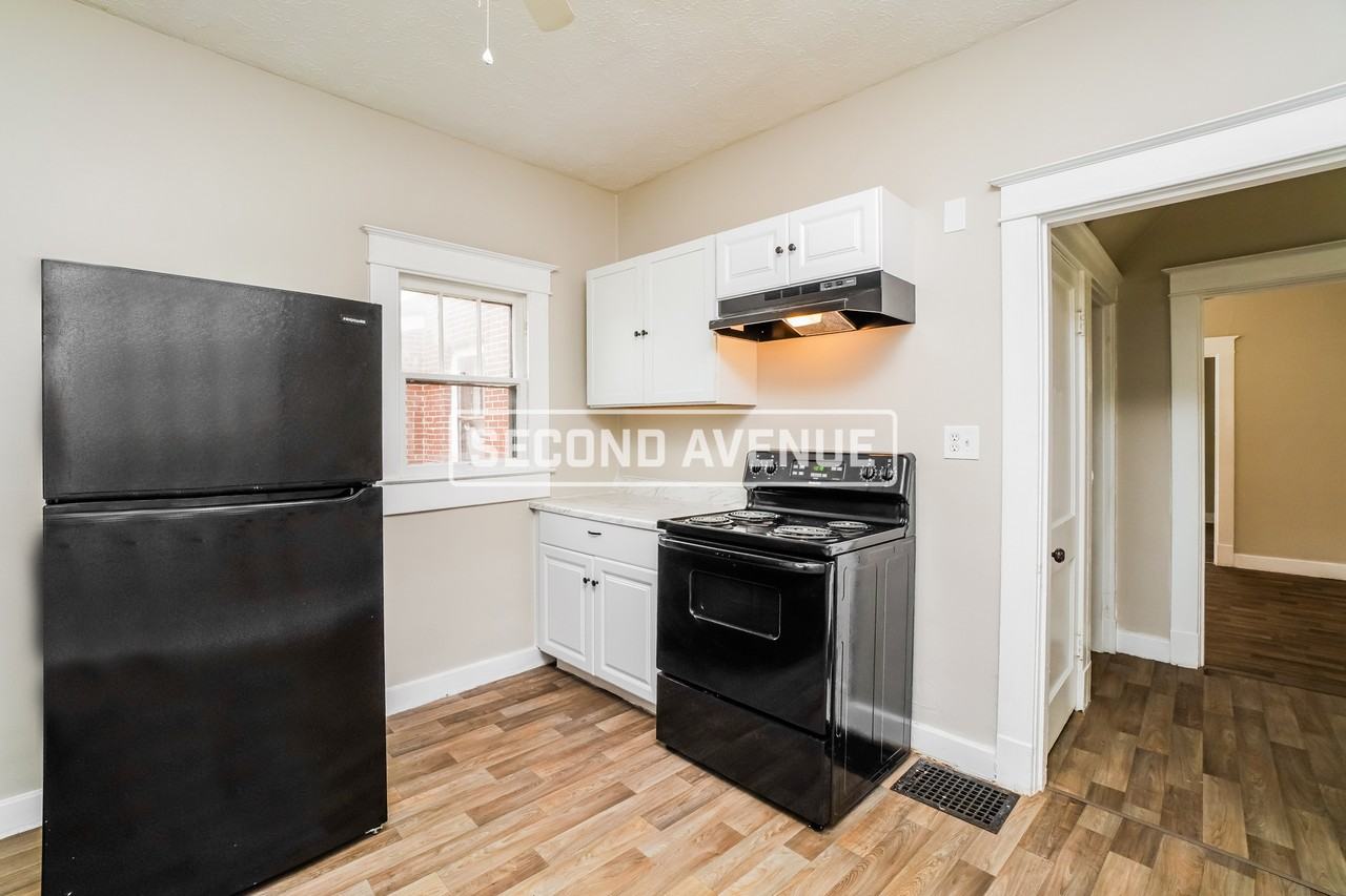 302 Cecil Ave - Photo 2 of 24