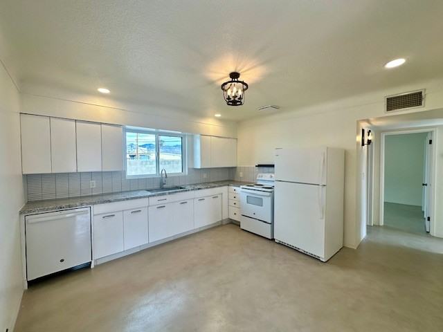 N Forgeus Ave #2303 - Photo 3 of 14