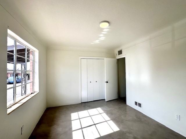 N Forgeus Ave #2303 - Photo 5 of 14