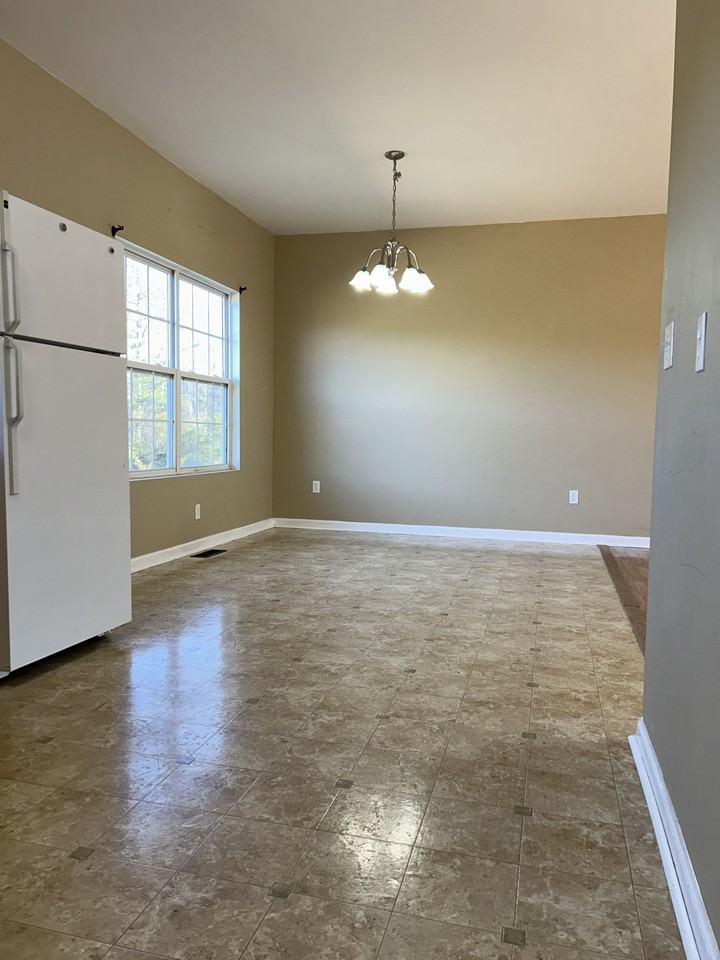 2230 Old Newport Highway #6 - Photo 6 of 16