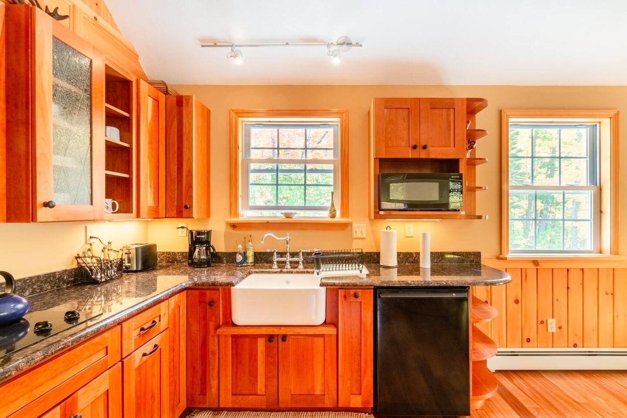 21 Weeks Rd #NA - Photo 2 of 10