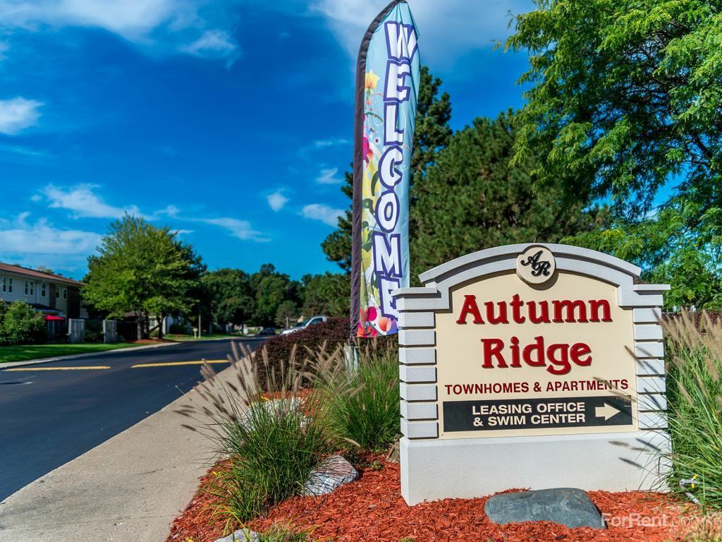 Autumn Ridge Townhomes & Apartments - Photo 3 of 19