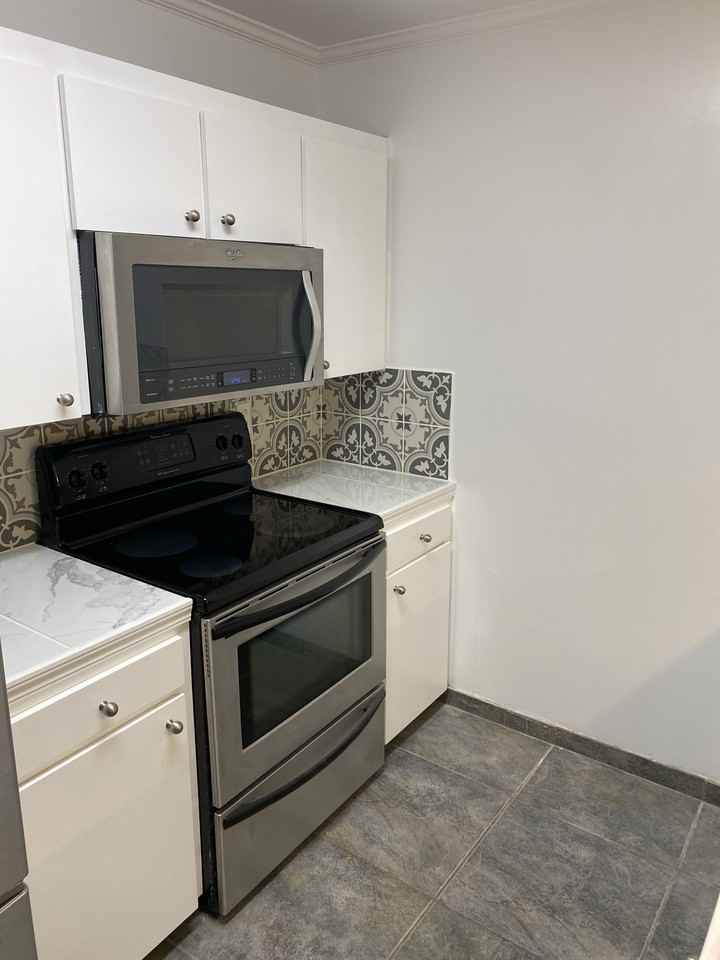 168 Southfield Parkway - Photo 4 of 22