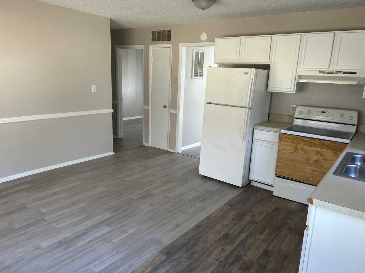 3825 Queen Ann Cir #1 - Photo 3 of 12