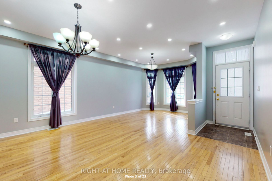 21 Maybreeze Road - Photo 2 of 24