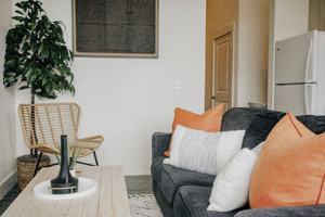 featured image of 215 Union St