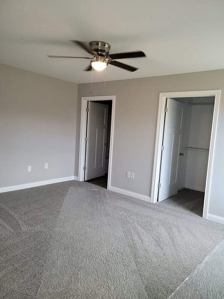 304/306 Prescott Lane - Photo 3 of 17