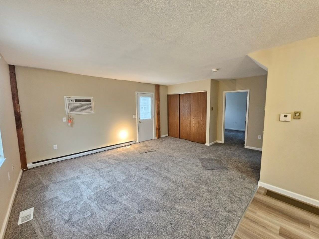 31 Clinton Street - Photo 4 of 11