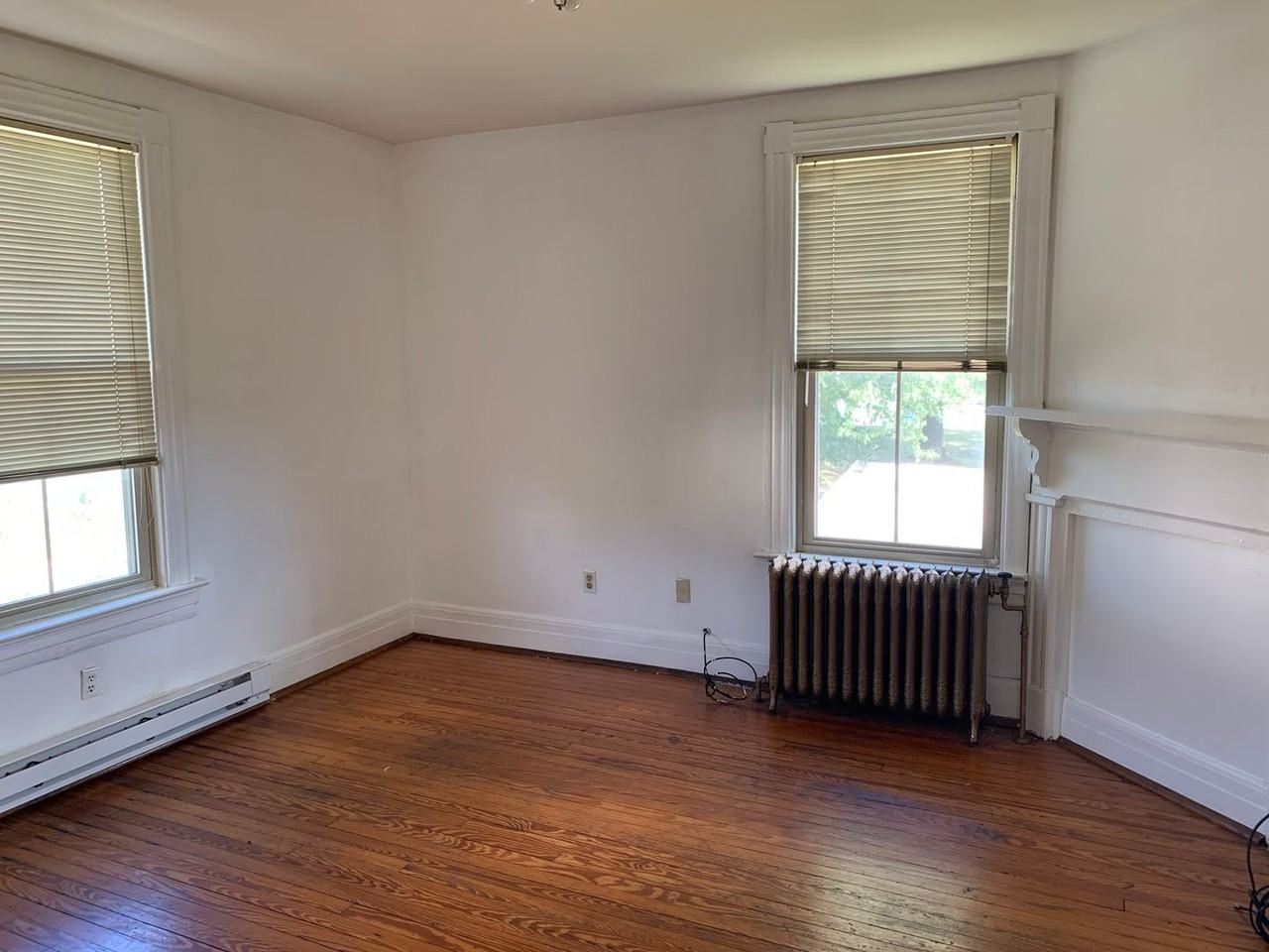 2000 Grace St - Photo 2 of 7