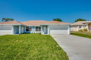 3018-3020 SW 15th Pl - Photo 1 of 1