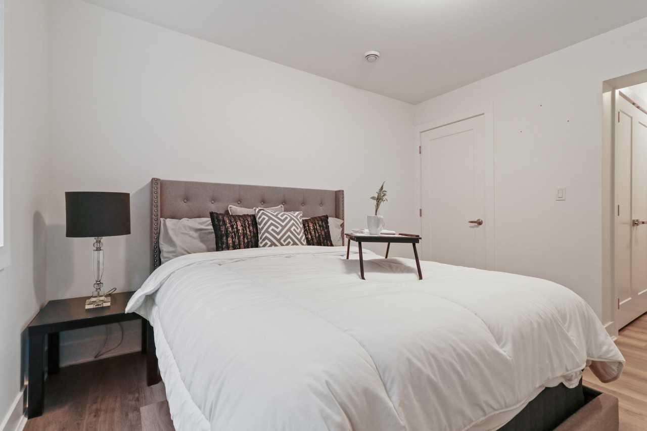 1217 Lamerton Ave - Photo 5 of 20