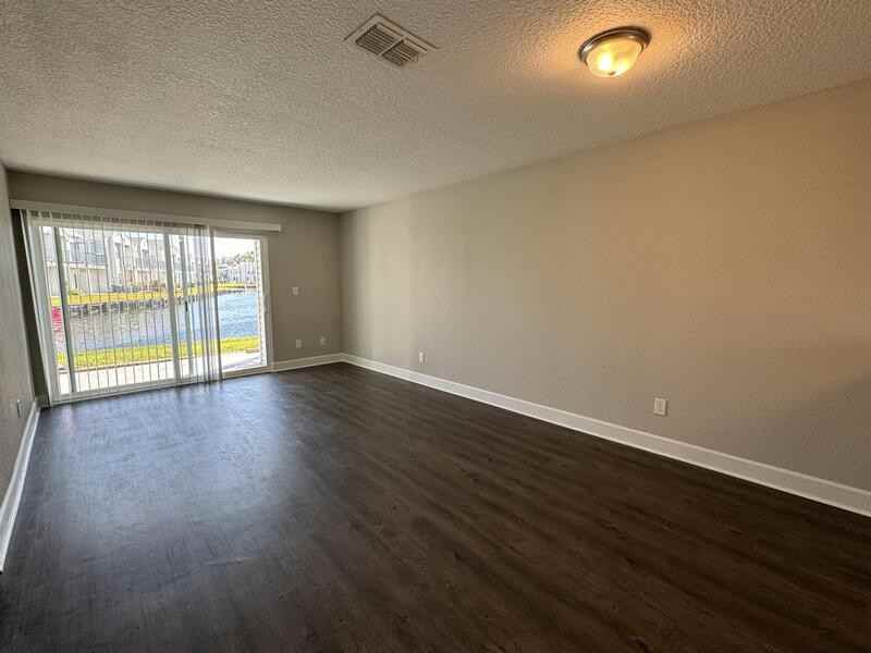 2536 Woodgate Blvd #103 - Photo 6 of 20