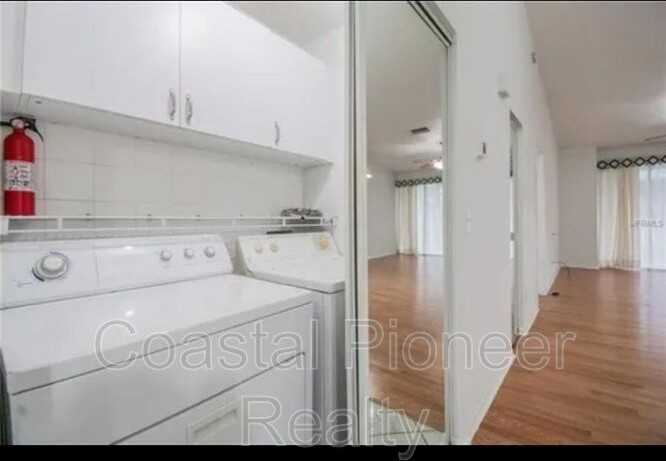 16101 Rambling Vine Dr E - Photo 7 of 22