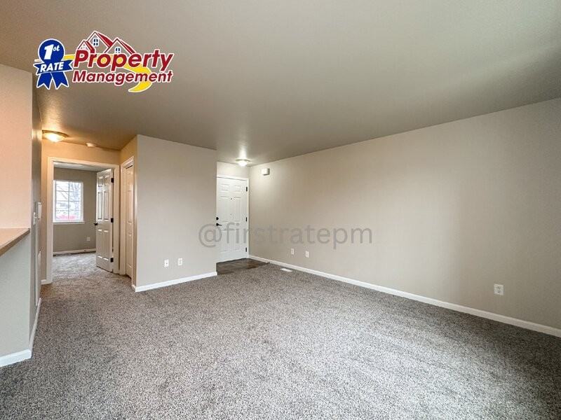 10117 W Garverdale Ln #202 - Photo 7 of 26