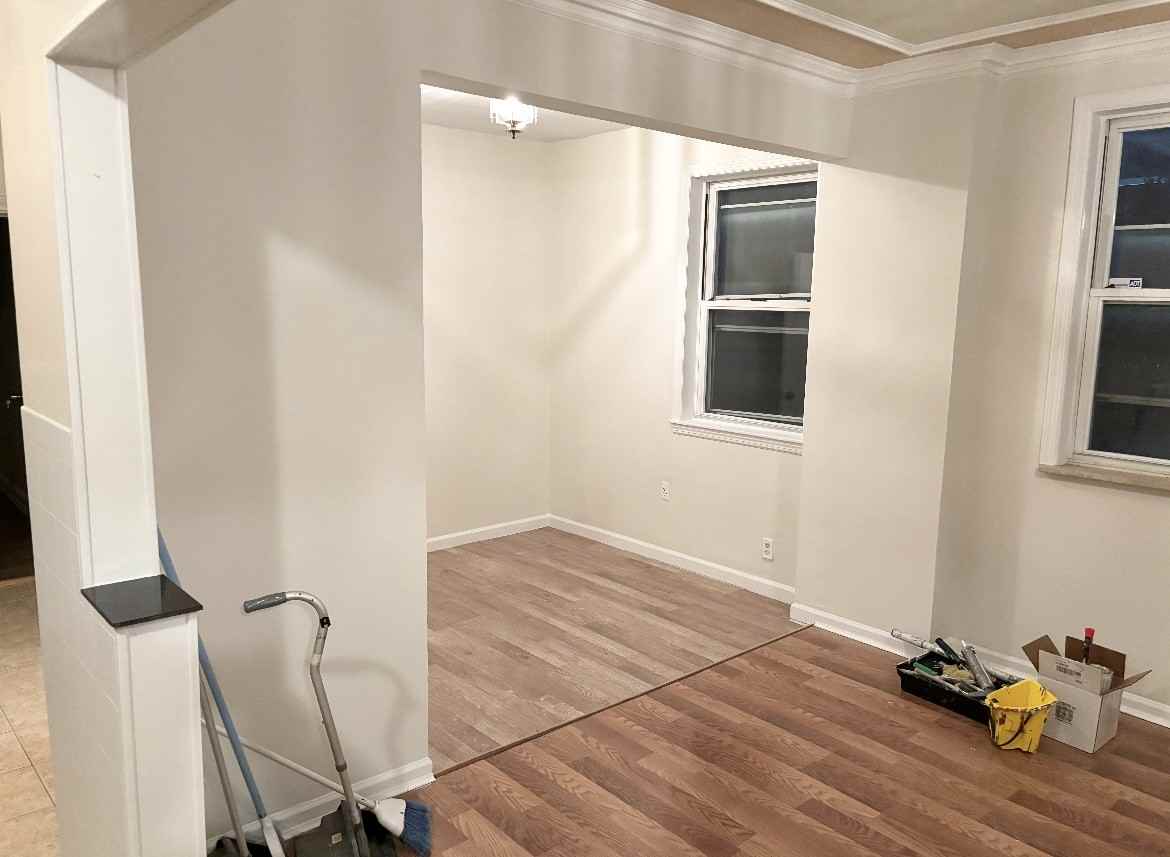 827 Mace Avenue - Photo 3 of 11