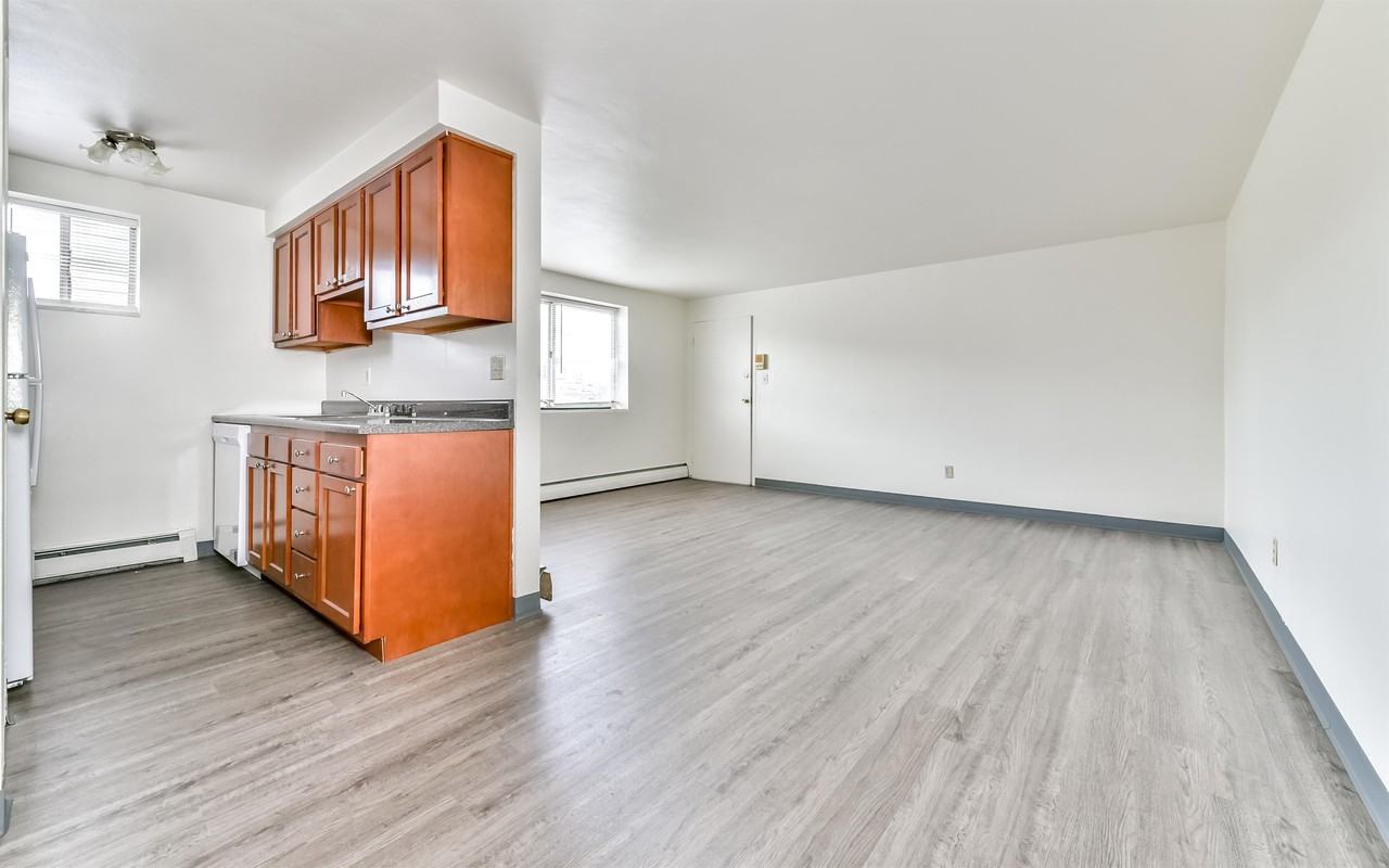 11670-80 Frankstown Road - Photo 2 of 10