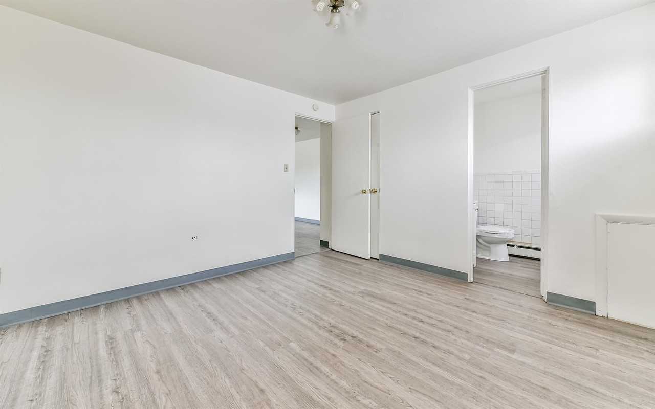 11670-80 Frankstown Road - Photo 6 of 10