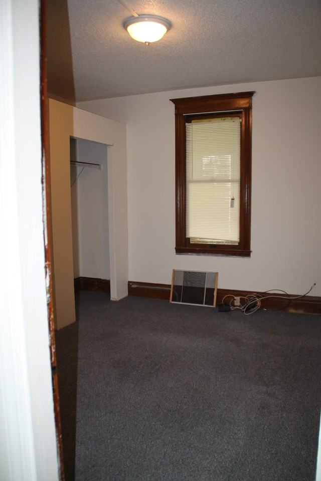 515 6th Ave S - Photo 4 of 13
