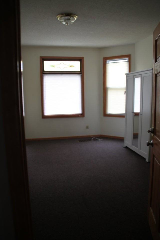 515 6th Ave S - Photo 5 of 13