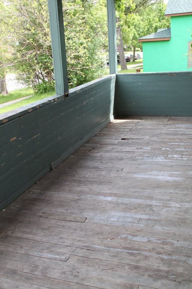 807 8th Ave S - Photo 2 of 15