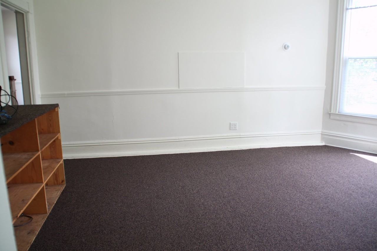 807 8th Ave S - Photo 7 of 15